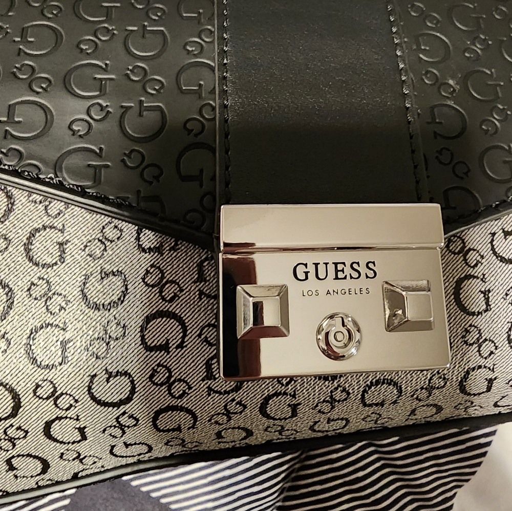 Guess Logo Handbag - Picture 3 of 5